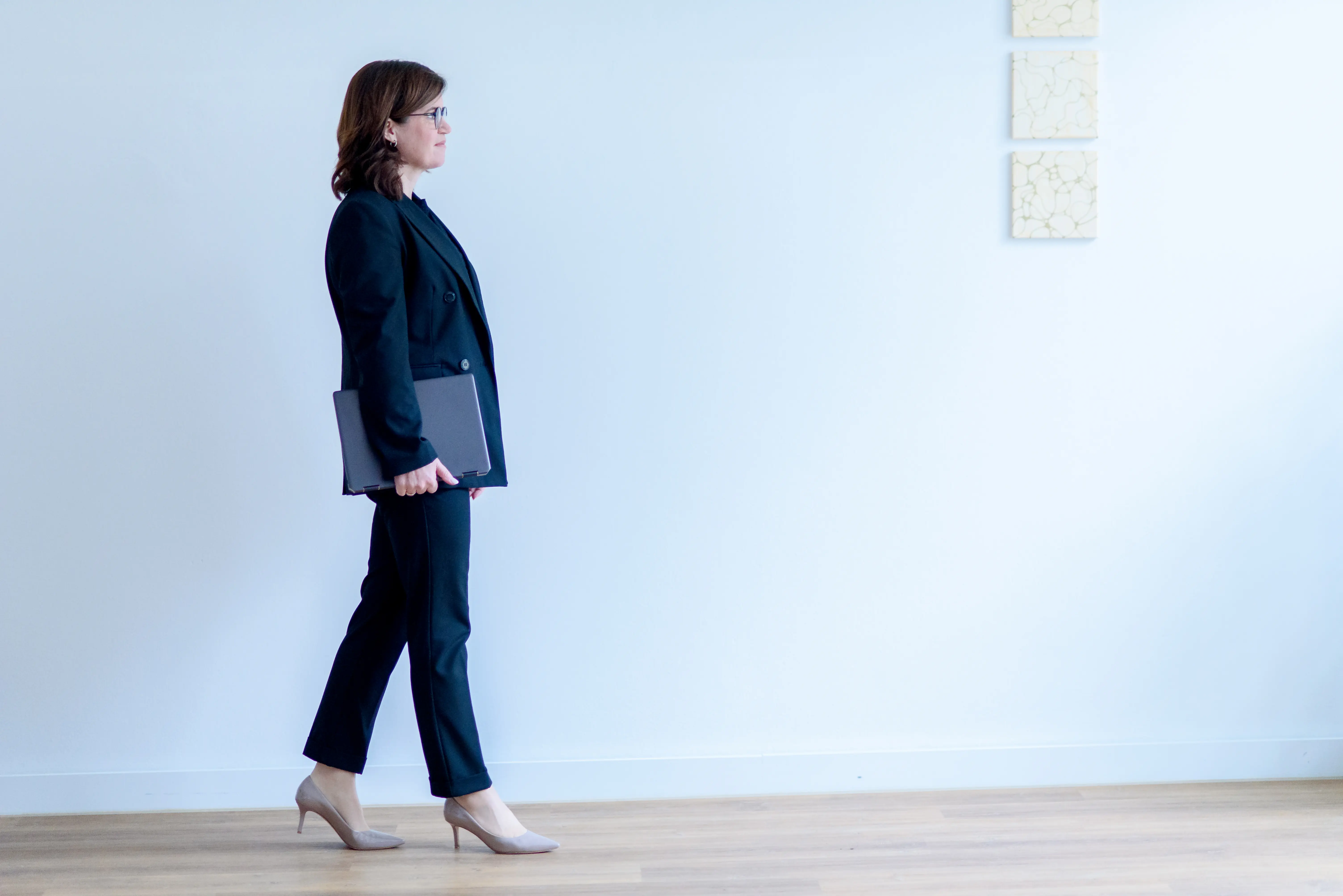 Glückliche Männer und Frauen